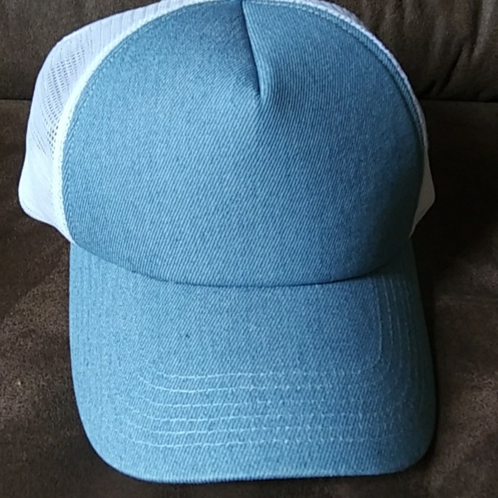 Brand New NO BOUNDARIES Denim Cap